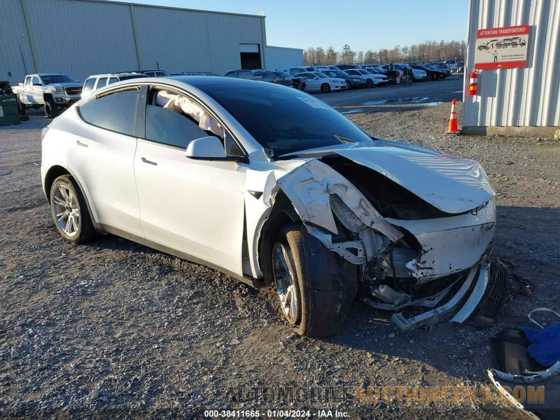 5YJYGDEE1LF026753 TESLA MODEL Y 2020