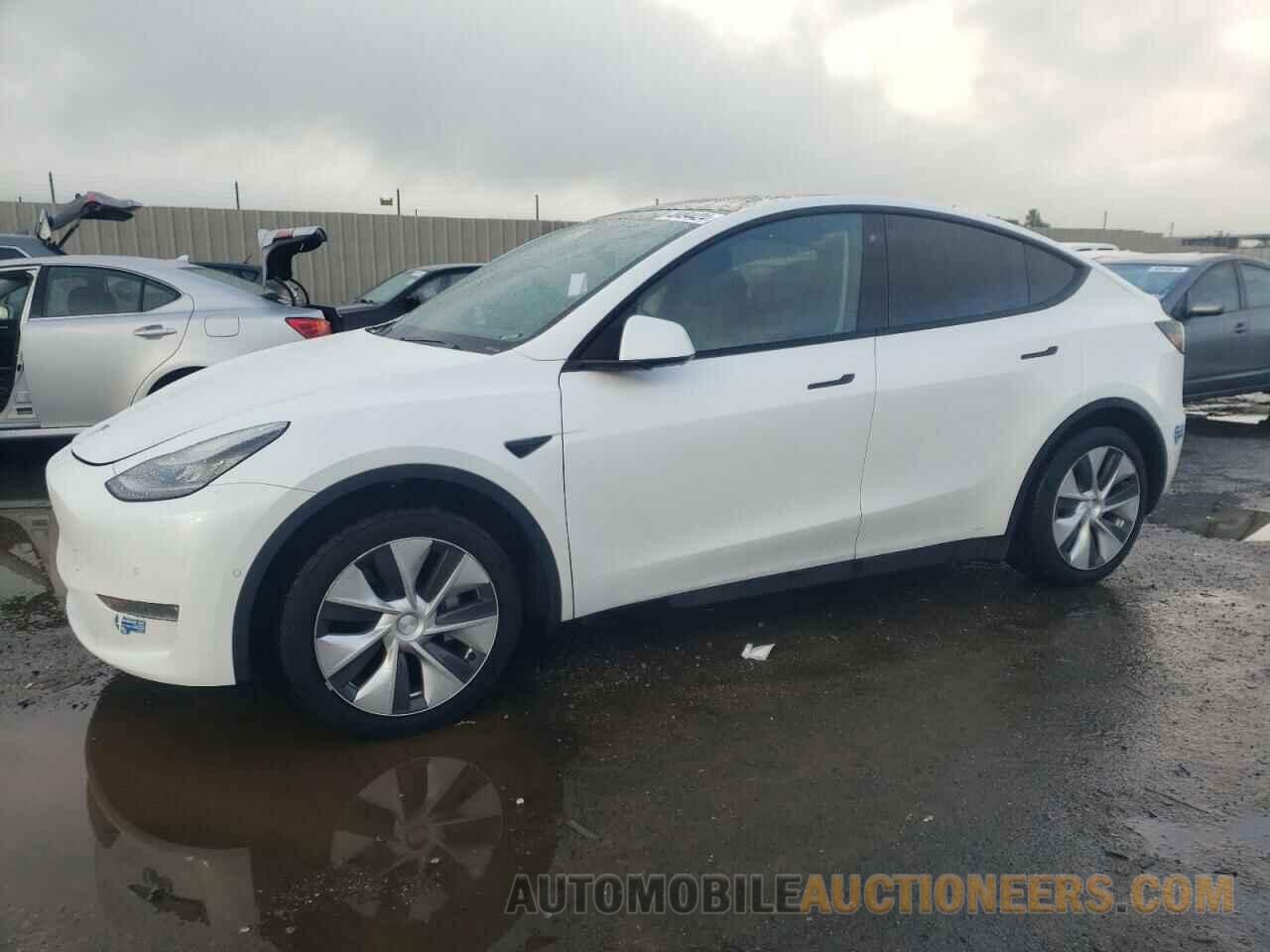 5YJYGDEE1LF035288 TESLA MODEL Y 2020