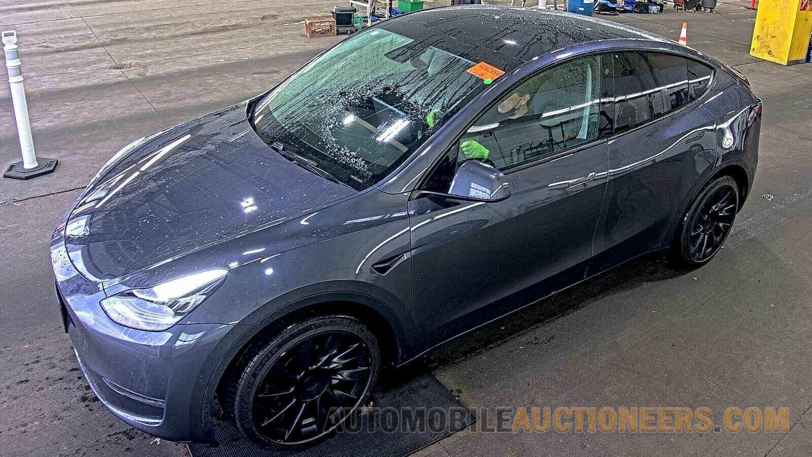 5YJYGDEE1LF049093 Tesla Mo 2020