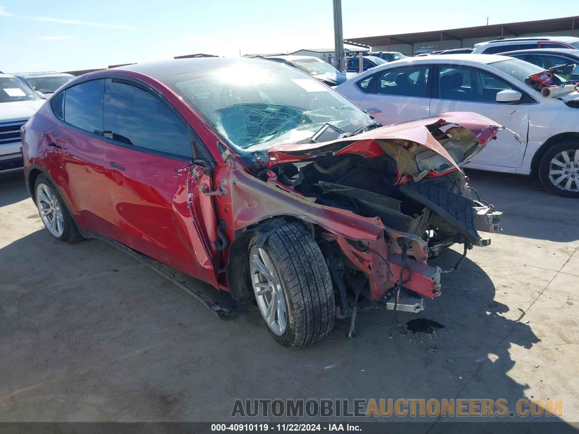 5YJYGDEE1LF049708 TESLA MODEL Y 2020