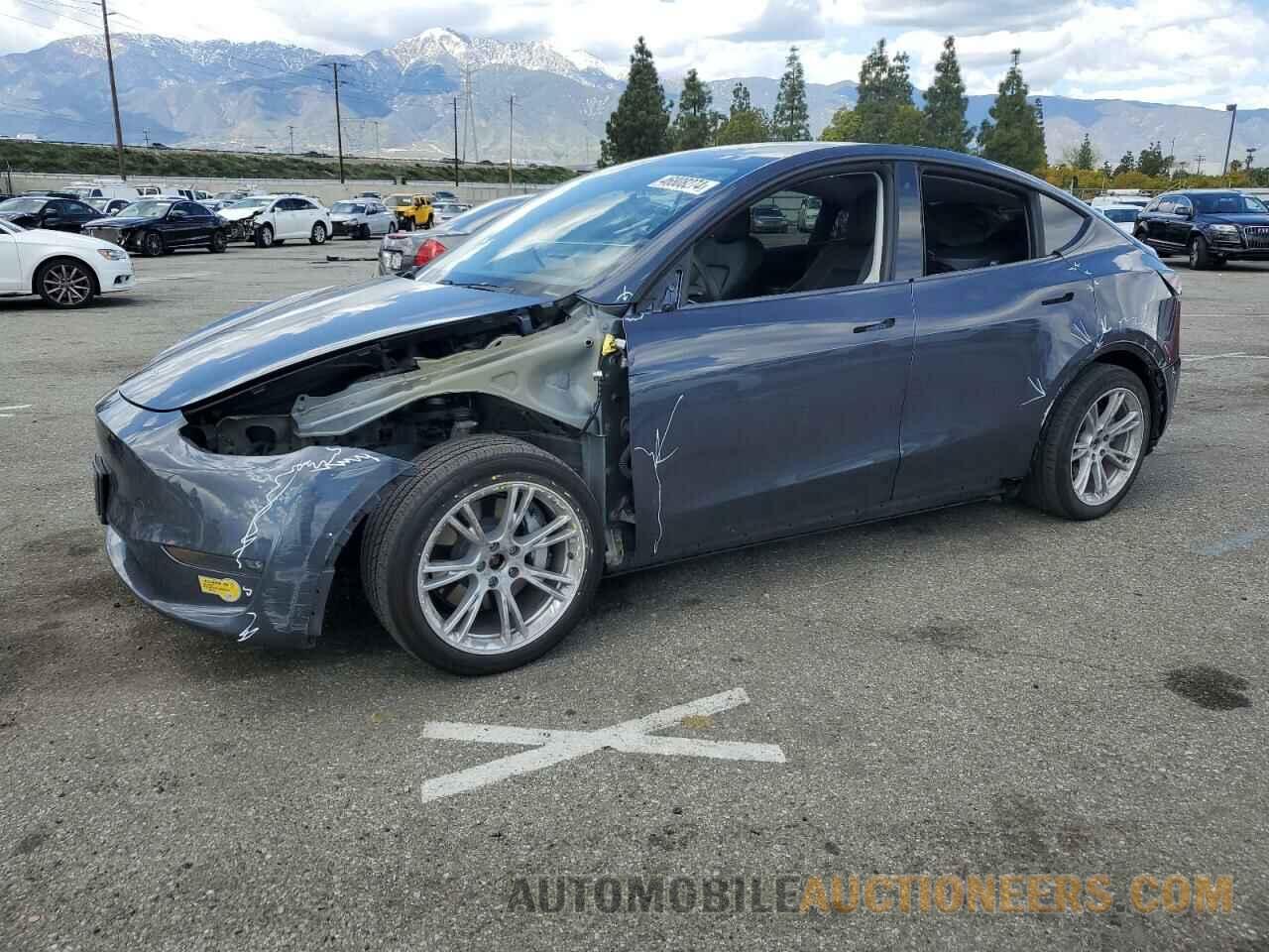 5YJYGDEE1LF050261 TESLA MODEL Y 2020