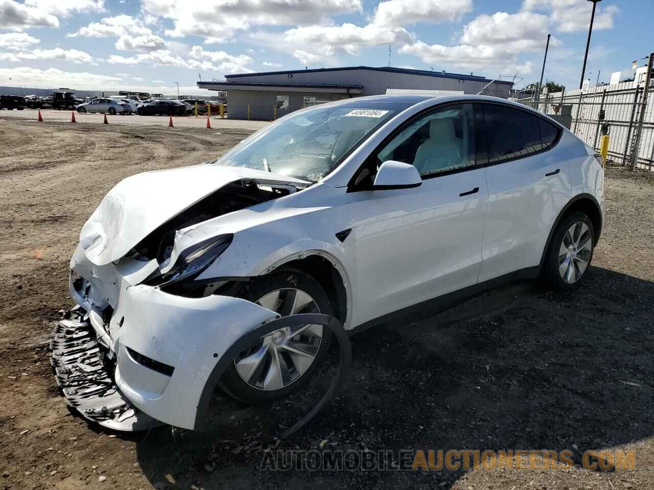 5YJYGDEE1LF053435 TESLA MODEL Y 2020