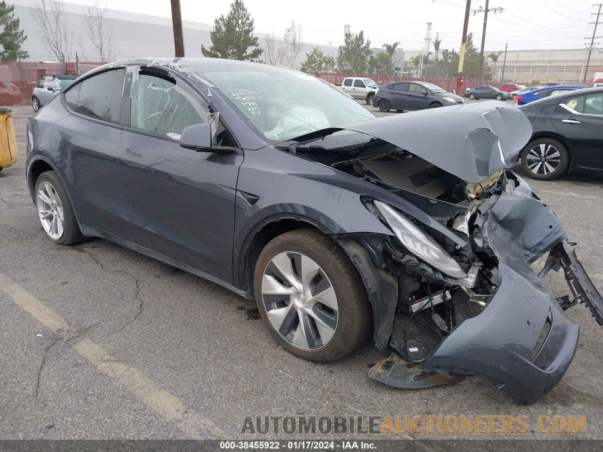 5YJYGDEE1LF054116 TESLA MODEL Y 2020