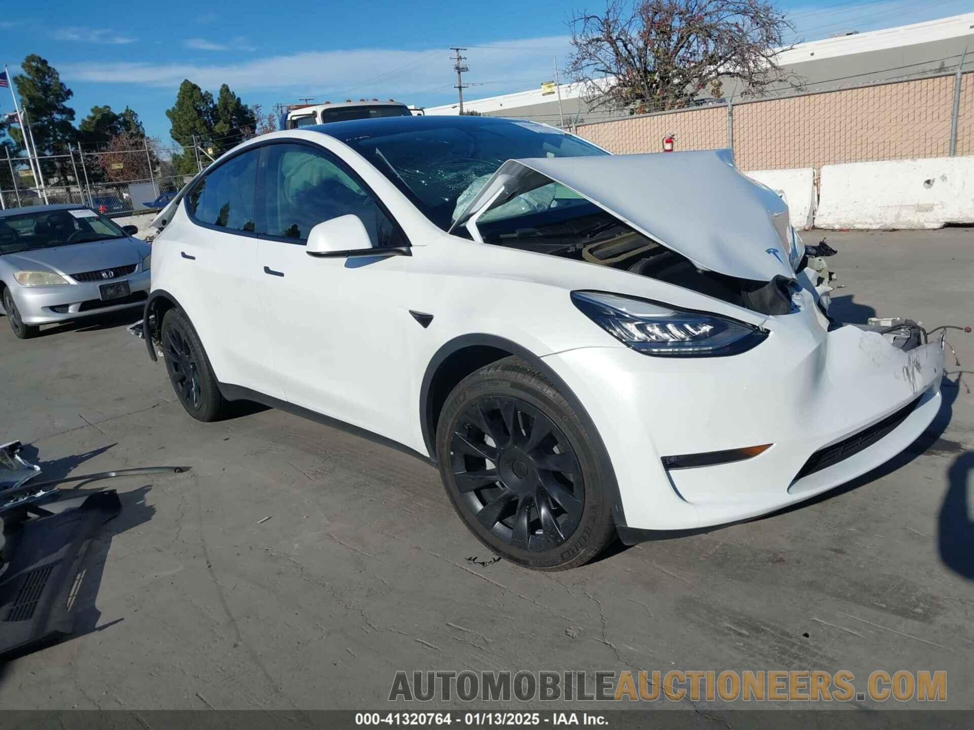 5YJYGDEE1LF058392 TESLA MODEL Y 2020