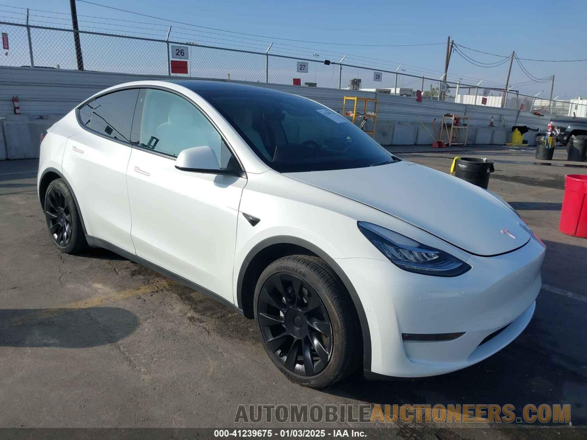 5YJYGDEE1LF059008 TESLA MODEL Y 2020