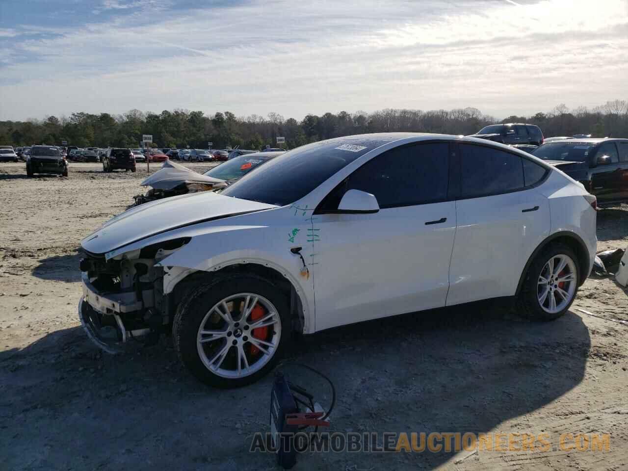 5YJYGDEE1MF070043 TESLA MODEL Y 2021