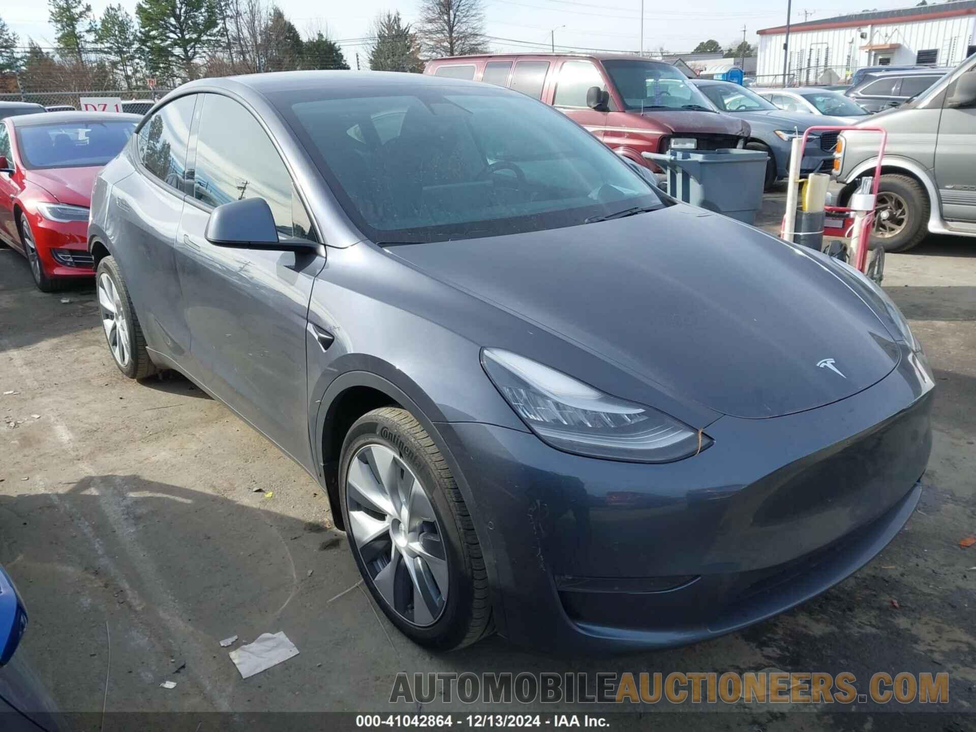 5YJYGDEE1MF070642 TESLA MODEL Y 2021