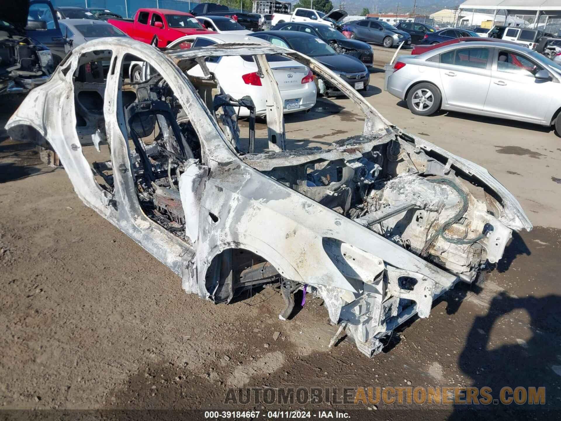 5YJYGDEE1MF076070 TESLA MODEL Y 2021