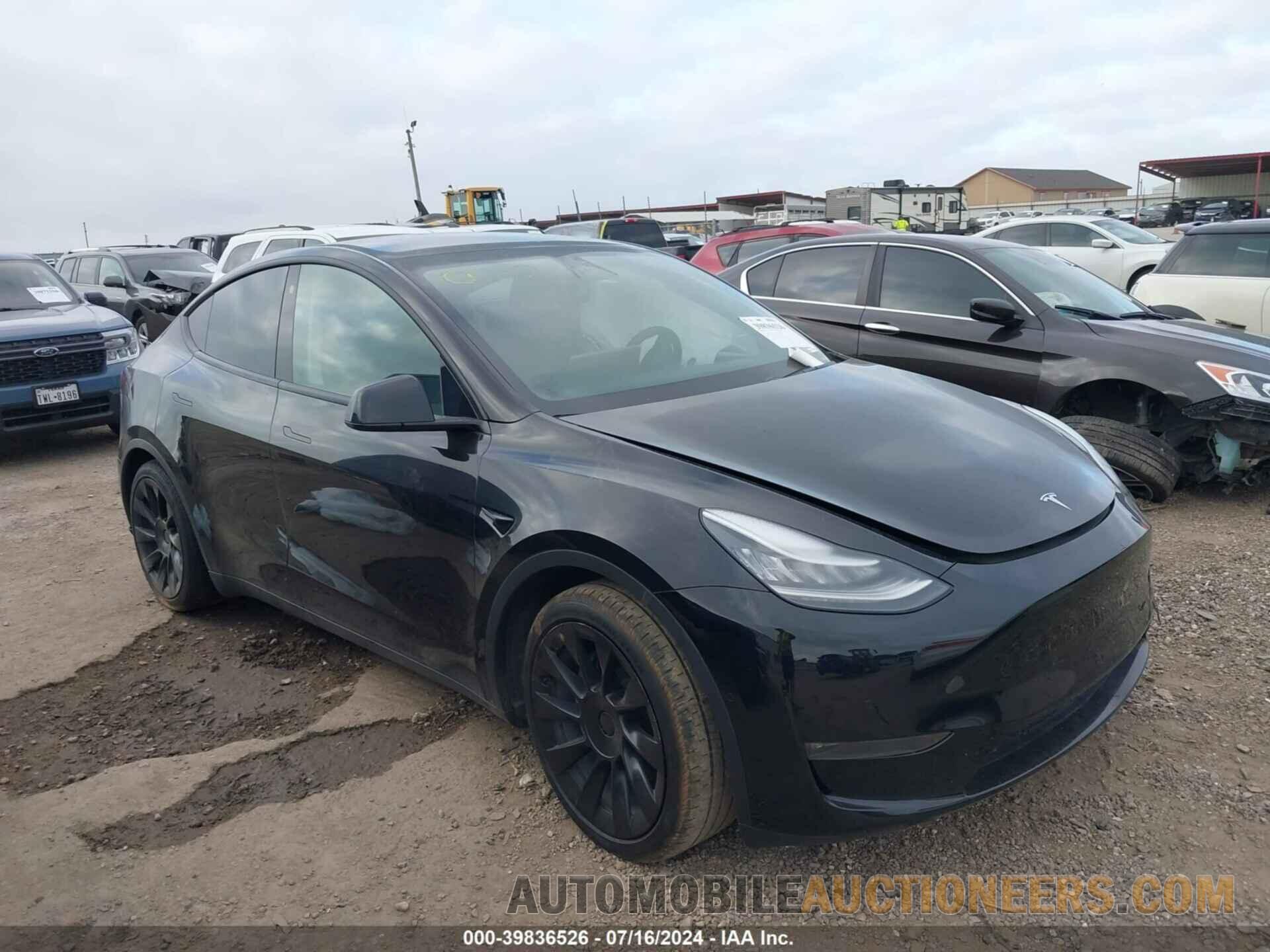 5YJYGDEE1MF084282 TESLA MODEL Y 2021