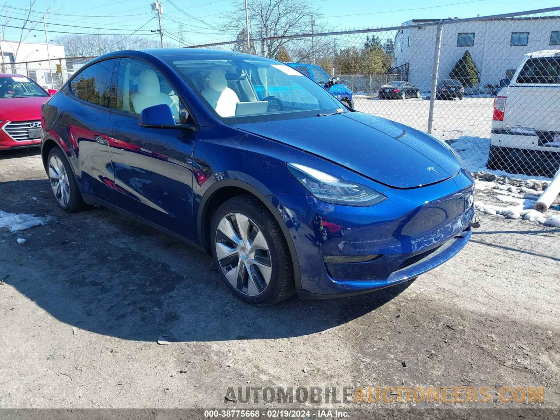 5YJYGDEE1MF085447 TESLA MODEL Y 2021