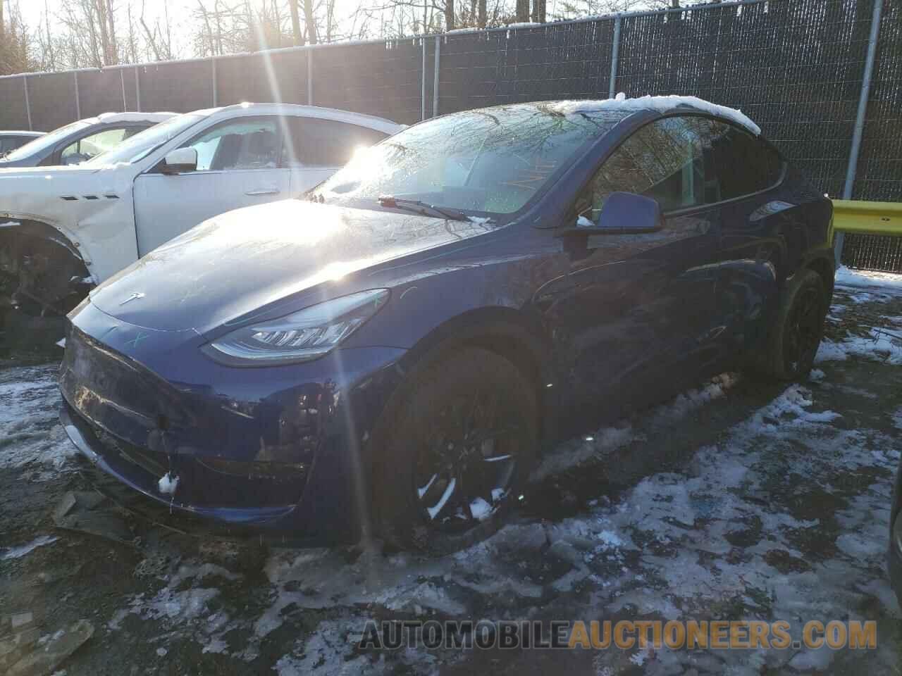 5YJYGDEE1MF121122 TESLA MODEL Y 2021