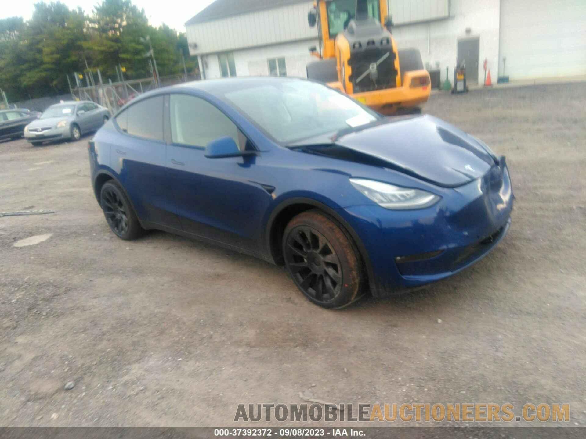 5YJYGDEE1MF125526 TESLA MODEL Y 2021