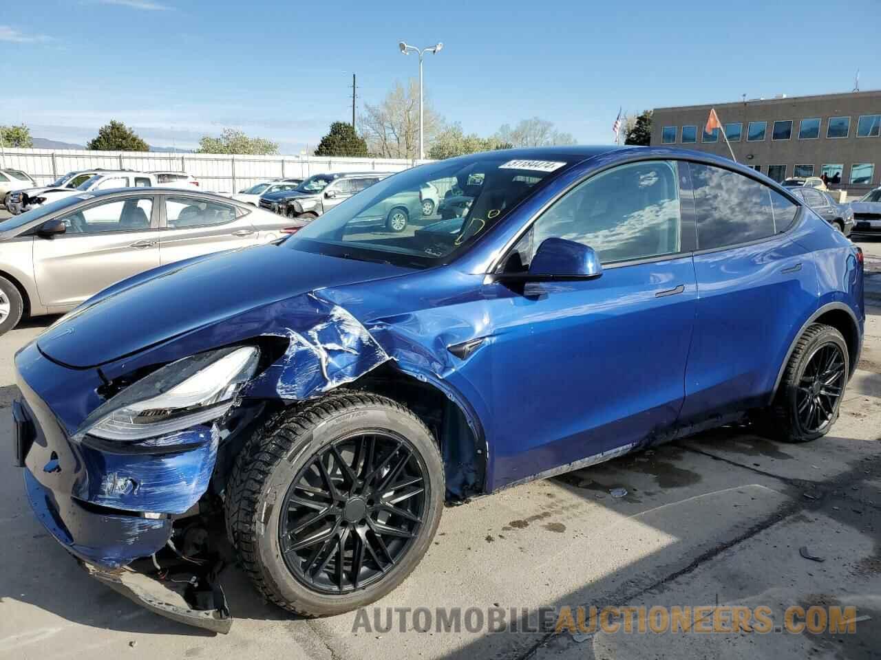 5YJYGDEE1MF145999 TESLA MODEL Y 2021