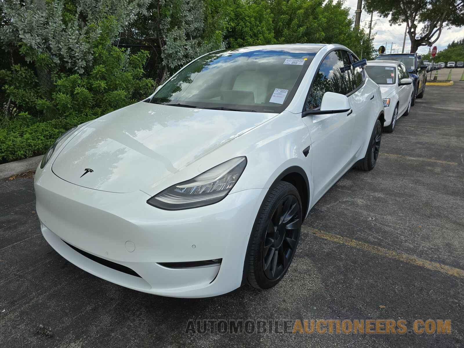 5YJYGDEE1MF210415 Tesla Mo 2021