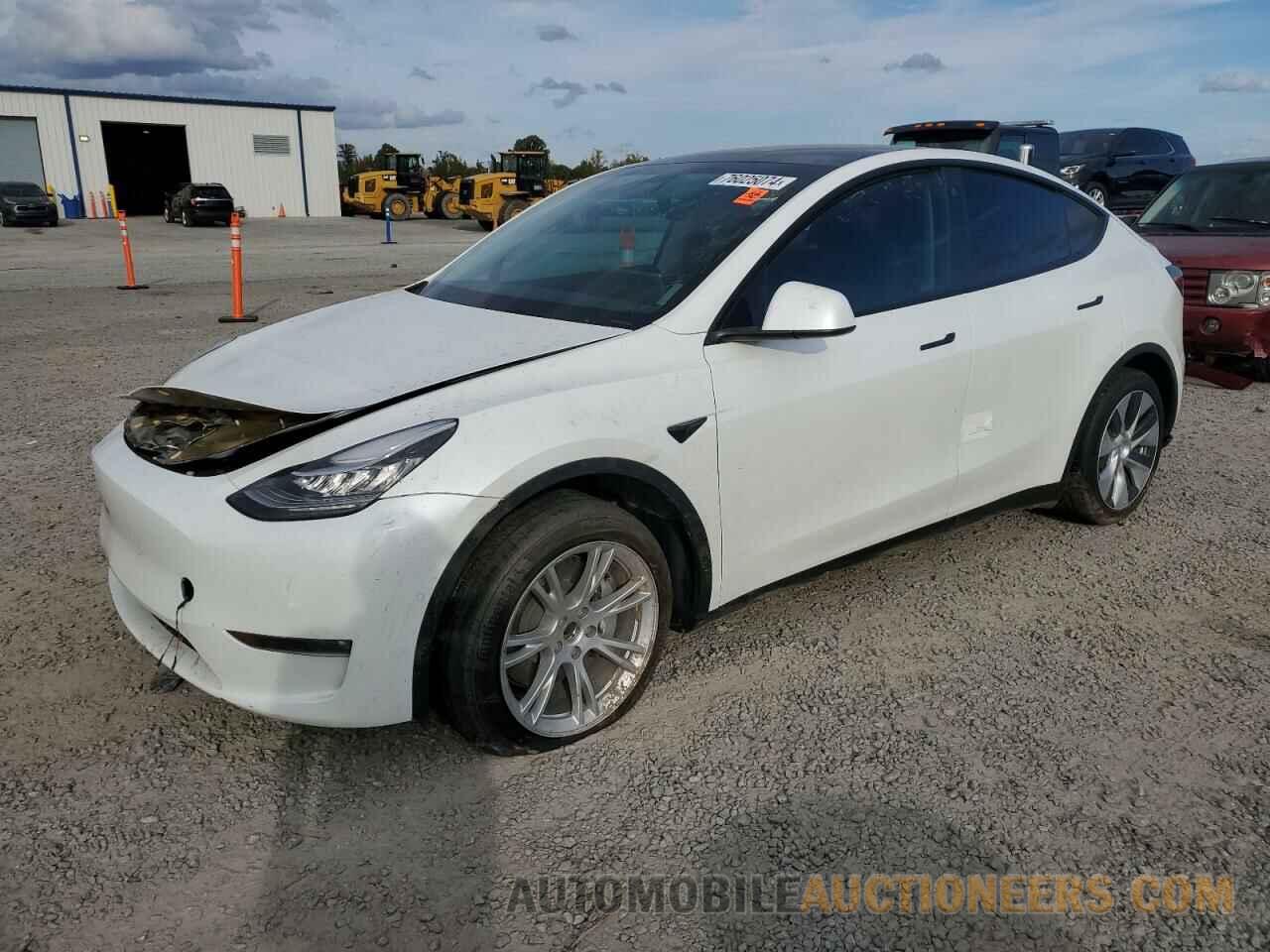 5YJYGDEE1MF233600 TESLA MODEL Y 2021