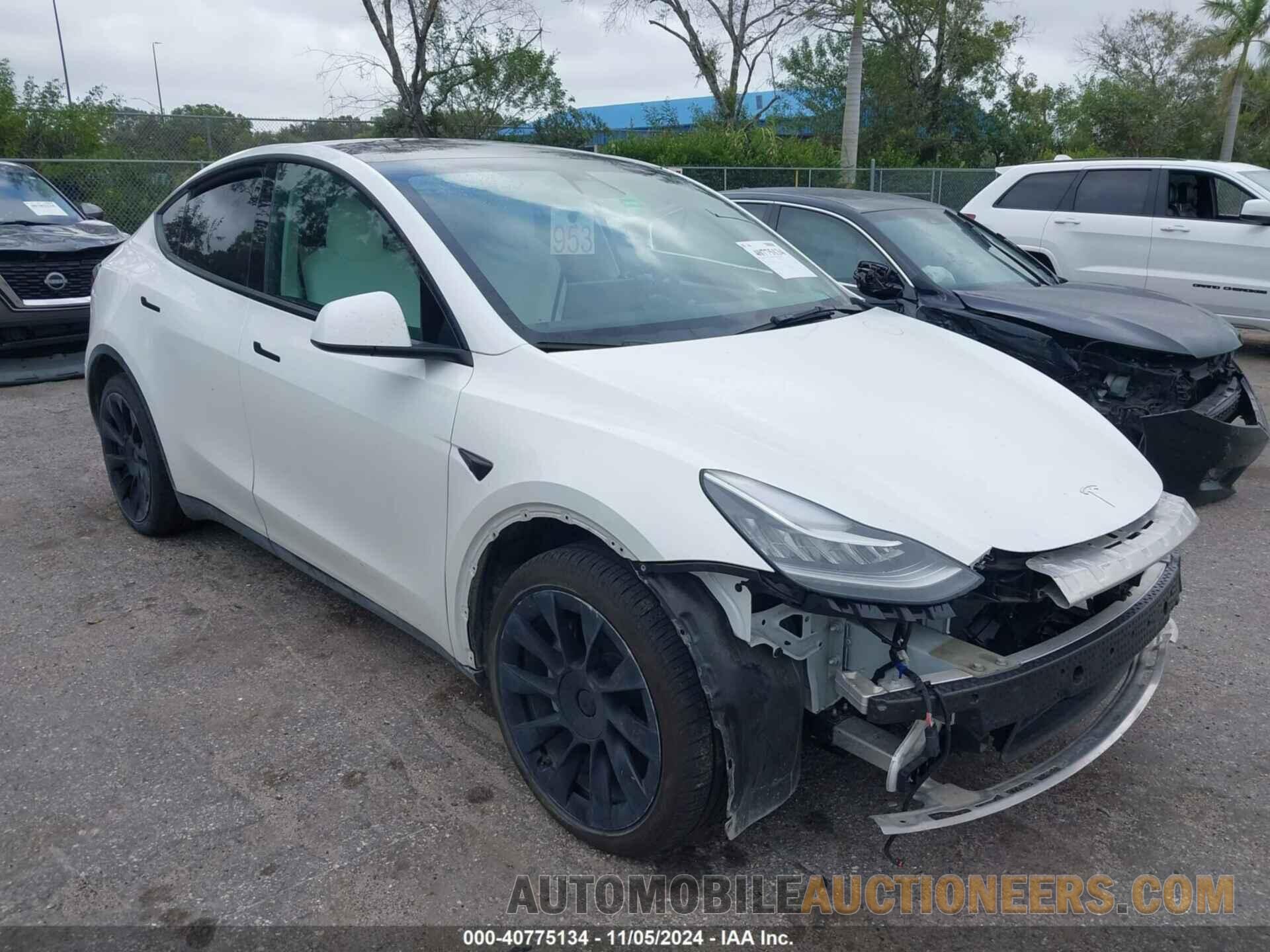 5YJYGDEE1MF243687 TESLA MODEL Y 2021