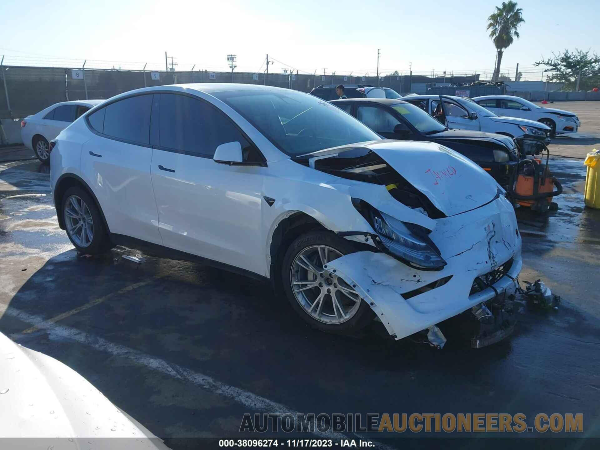 5YJYGDEE1MF271361 TESLA MODEL Y 2021