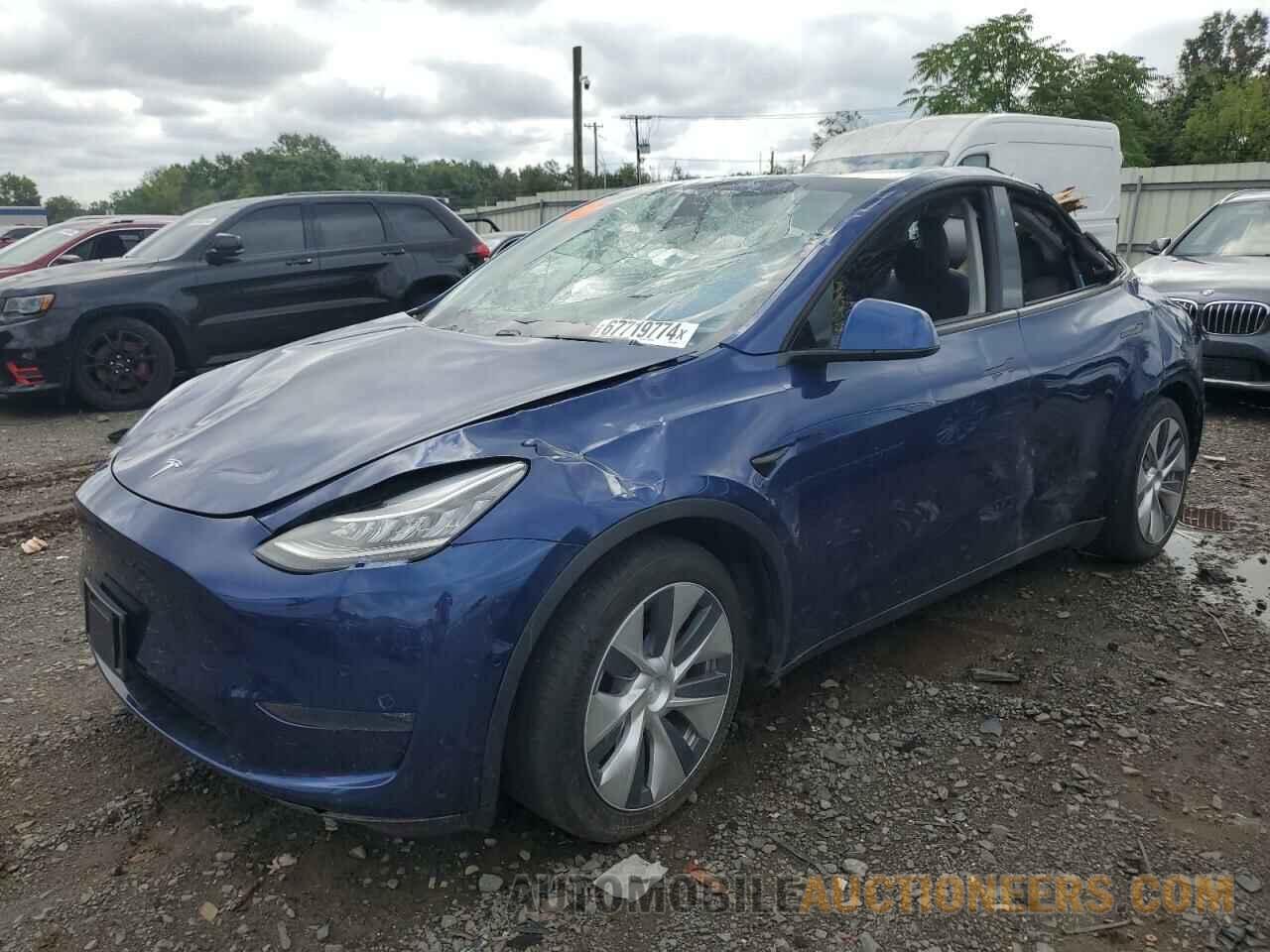 5YJYGDEE2LF015602 TESLA MODEL Y 2020