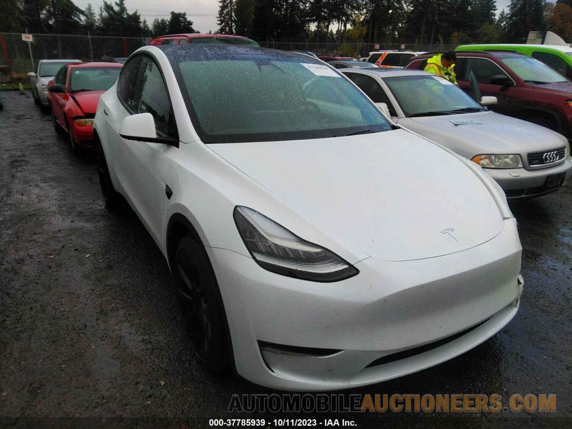 5YJYGDEE2LF037342 TESLA MODEL Y 2020