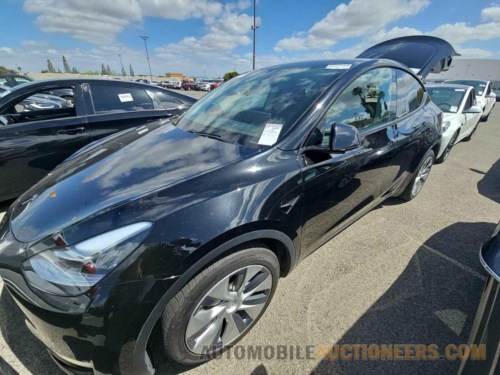 5YJYGDEE2LF050981 Tesla Mo 2020