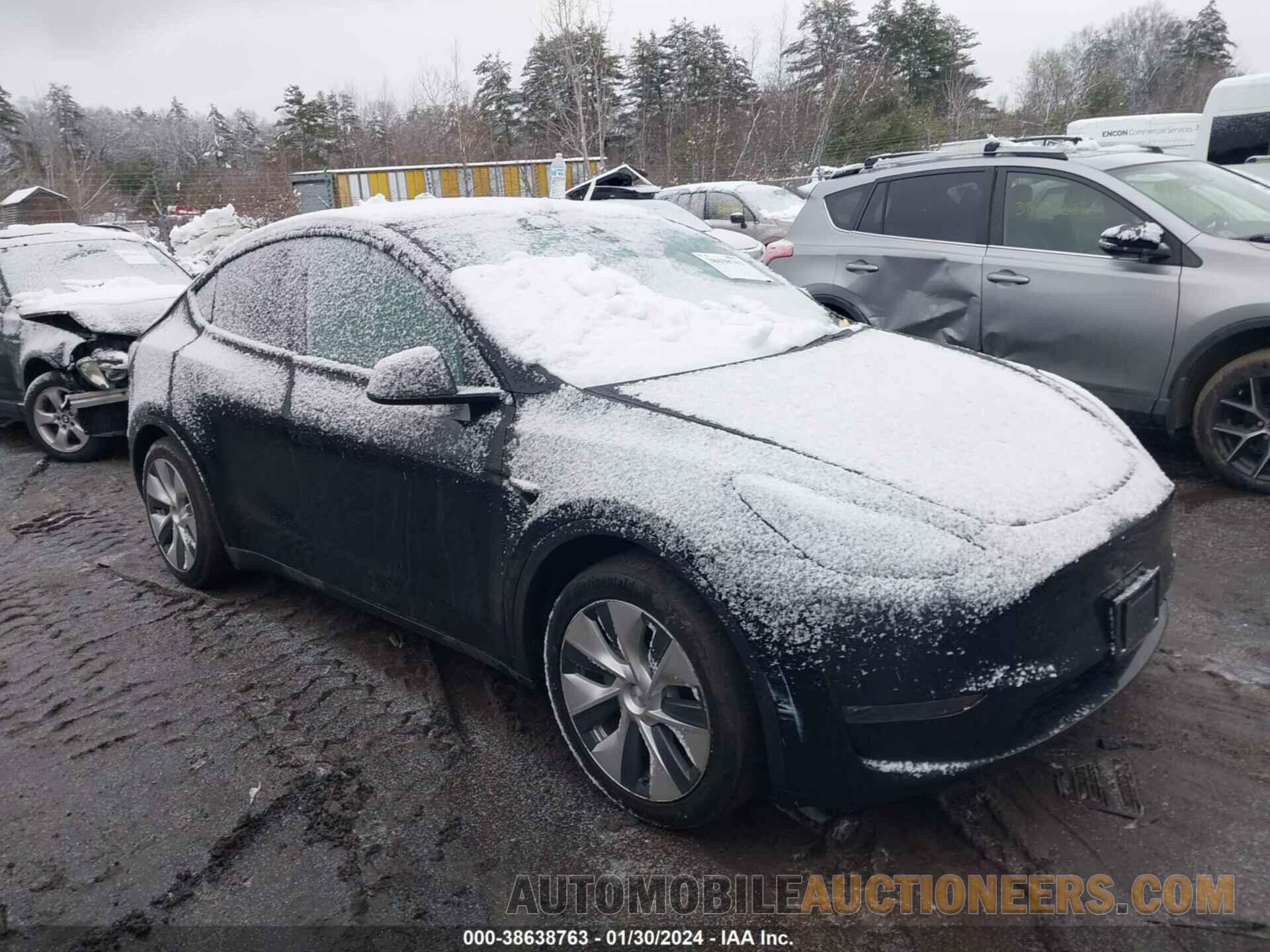 5YJYGDEE2MF064736 TESLA MODEL Y 2021