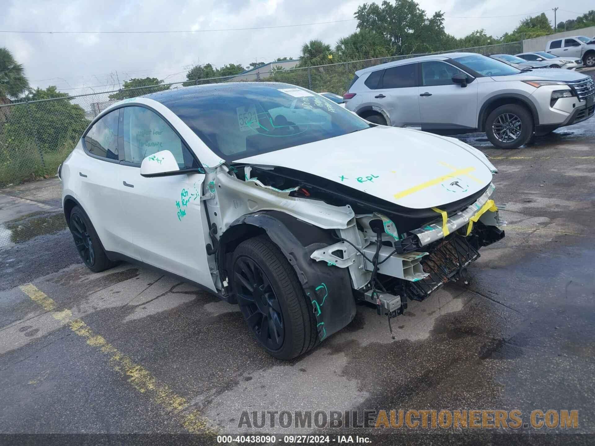 5YJYGDEE2MF068303 TESLA MODEL Y 2021