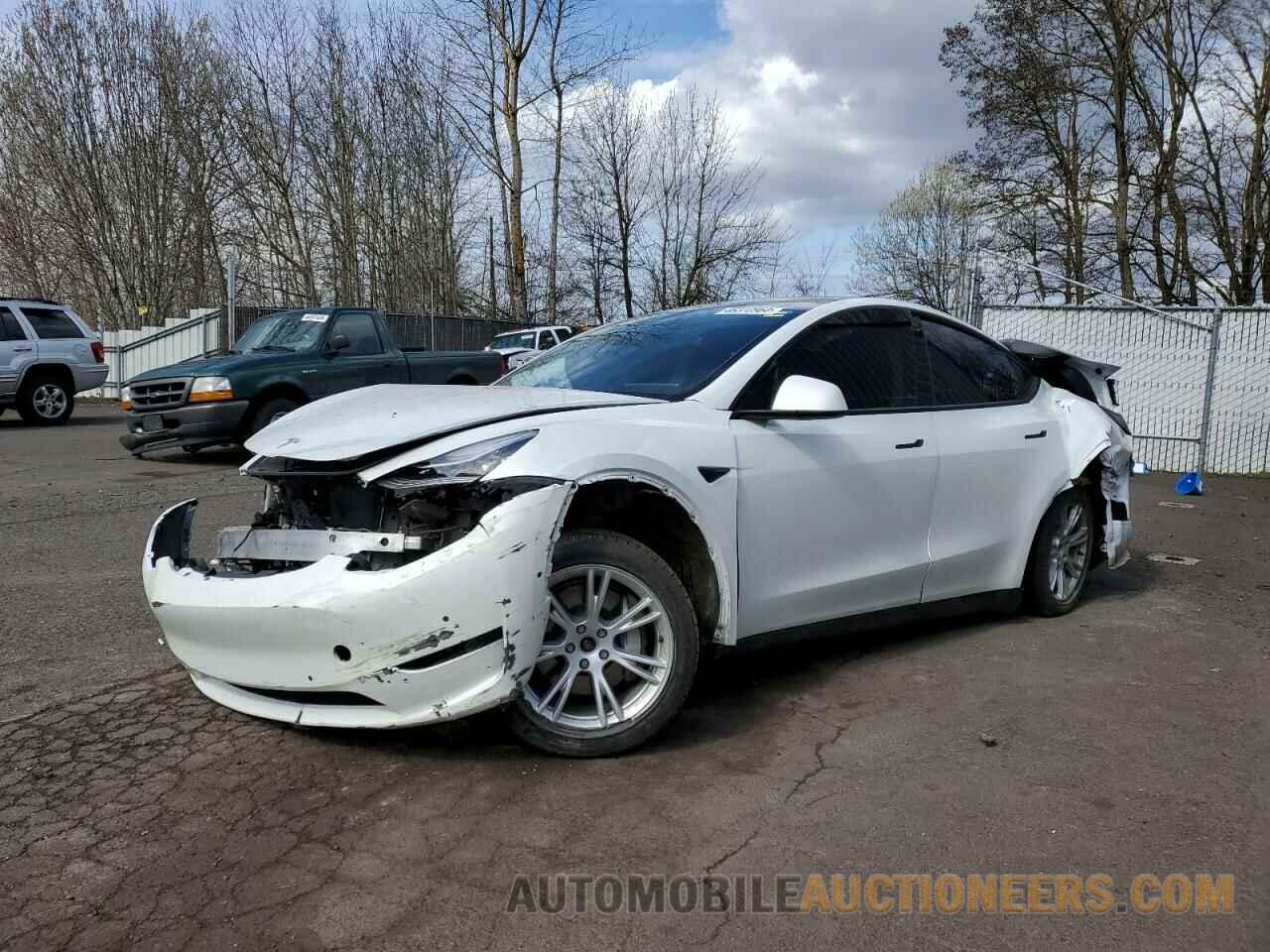 5YJYGDEE2MF090432 TESLA MODEL Y 2021