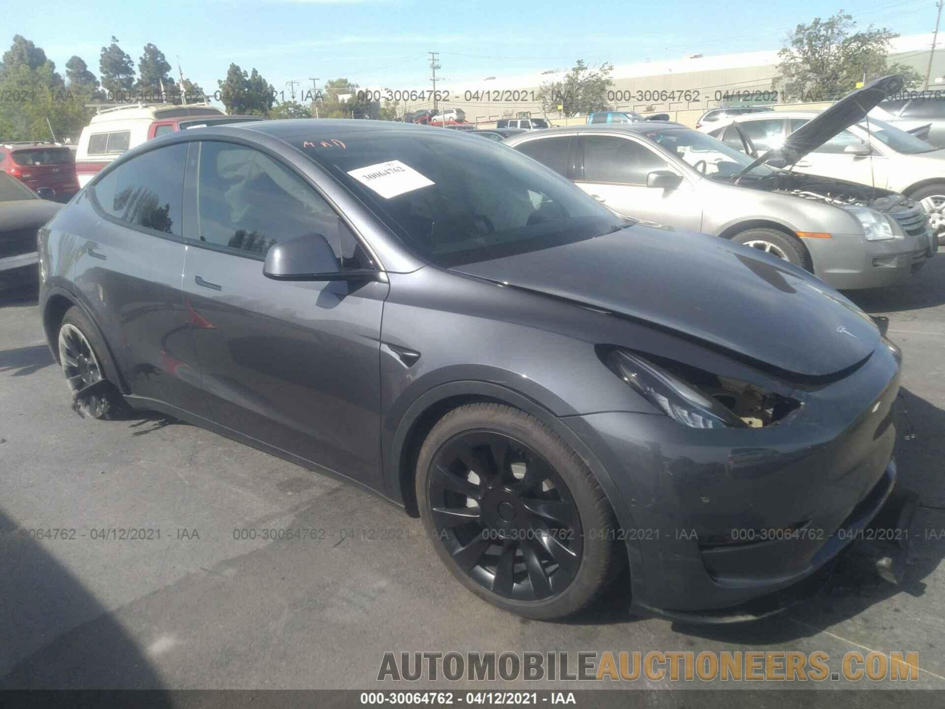 5YJYGDEE2MF097462 TESLA MODEL Y 2021