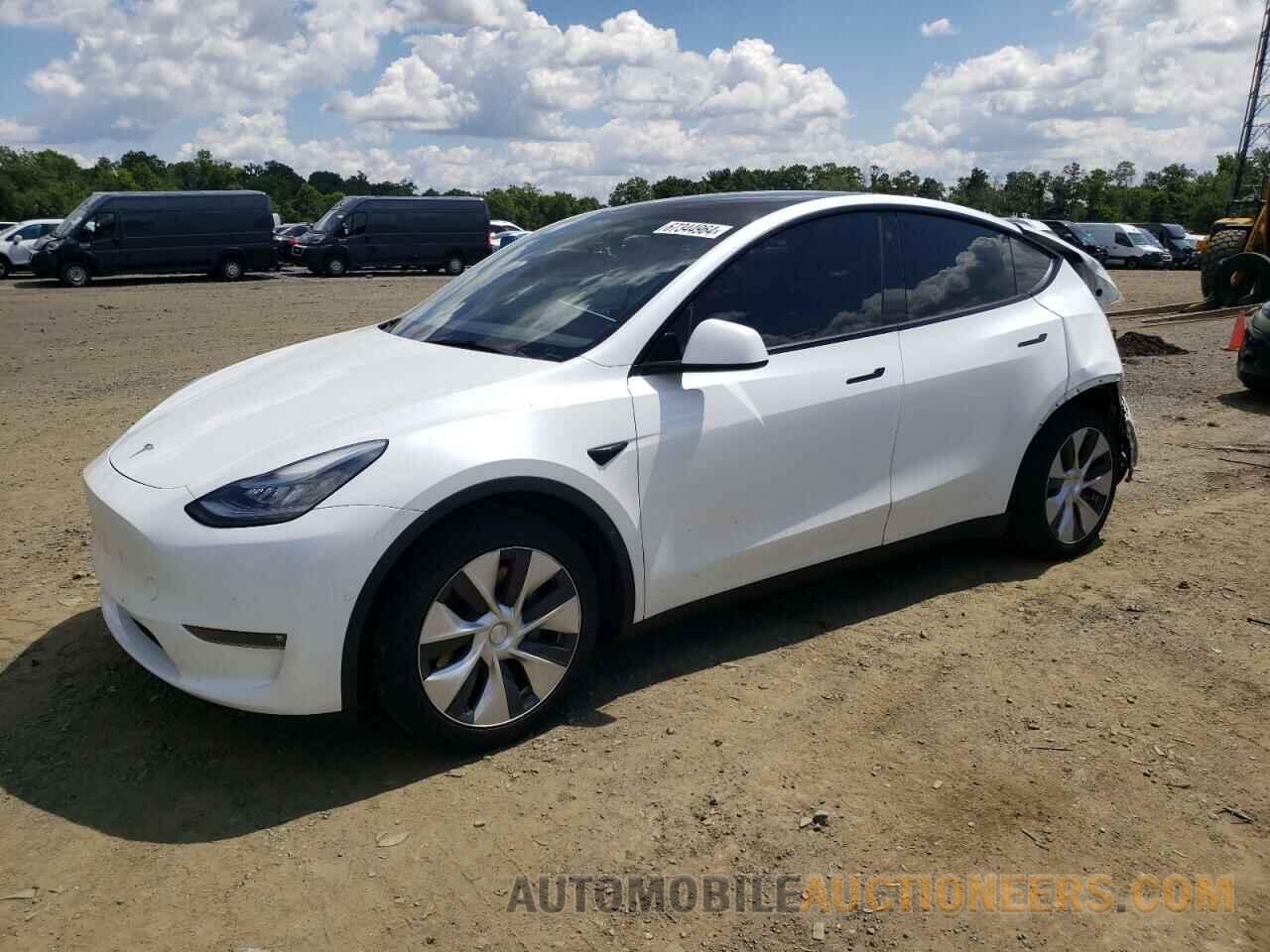 5YJYGDEE2MF146532 TESLA MODEL Y 2021