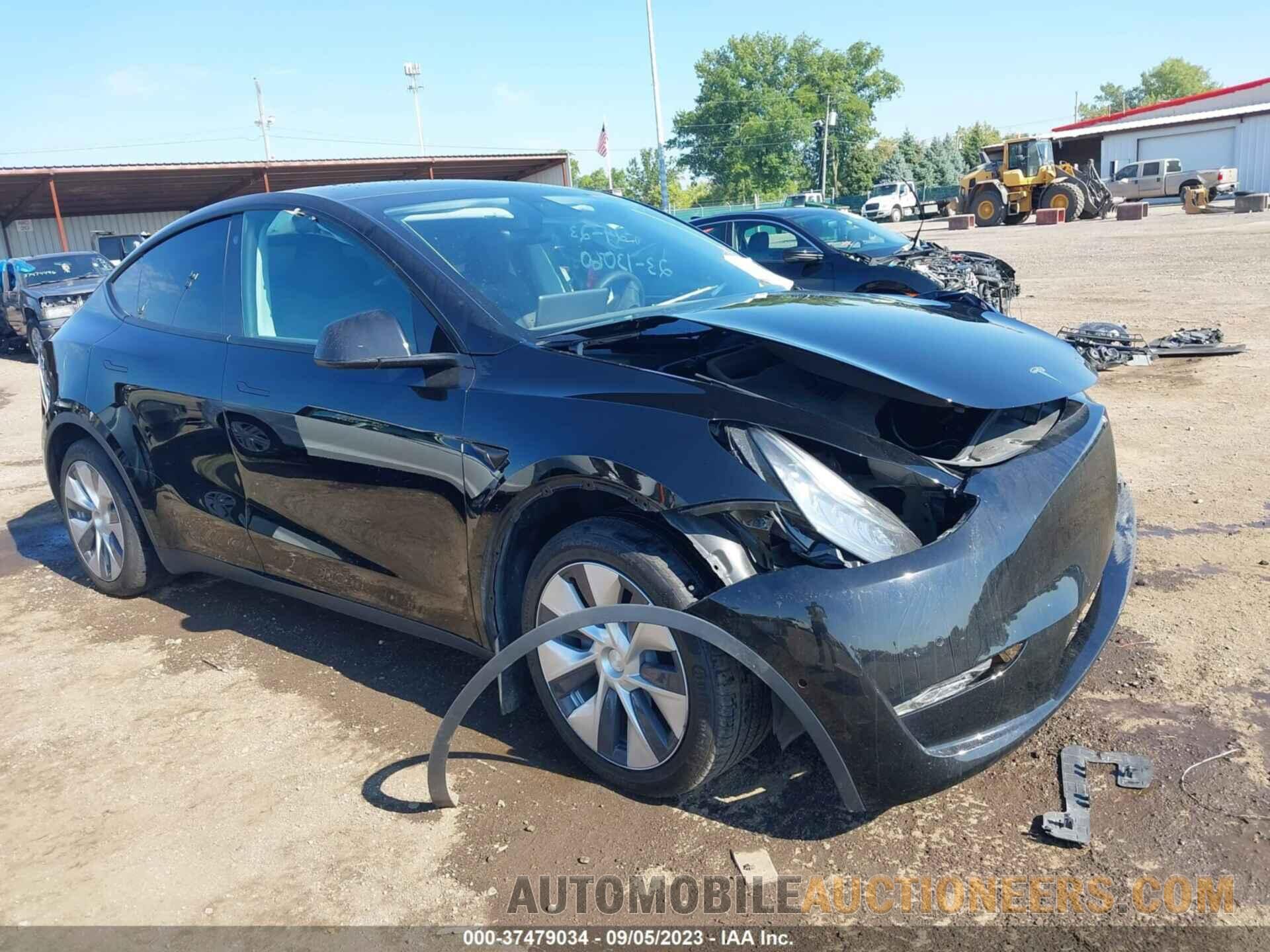 5YJYGDEE2MF186285 TESLA MODEL Y 2021