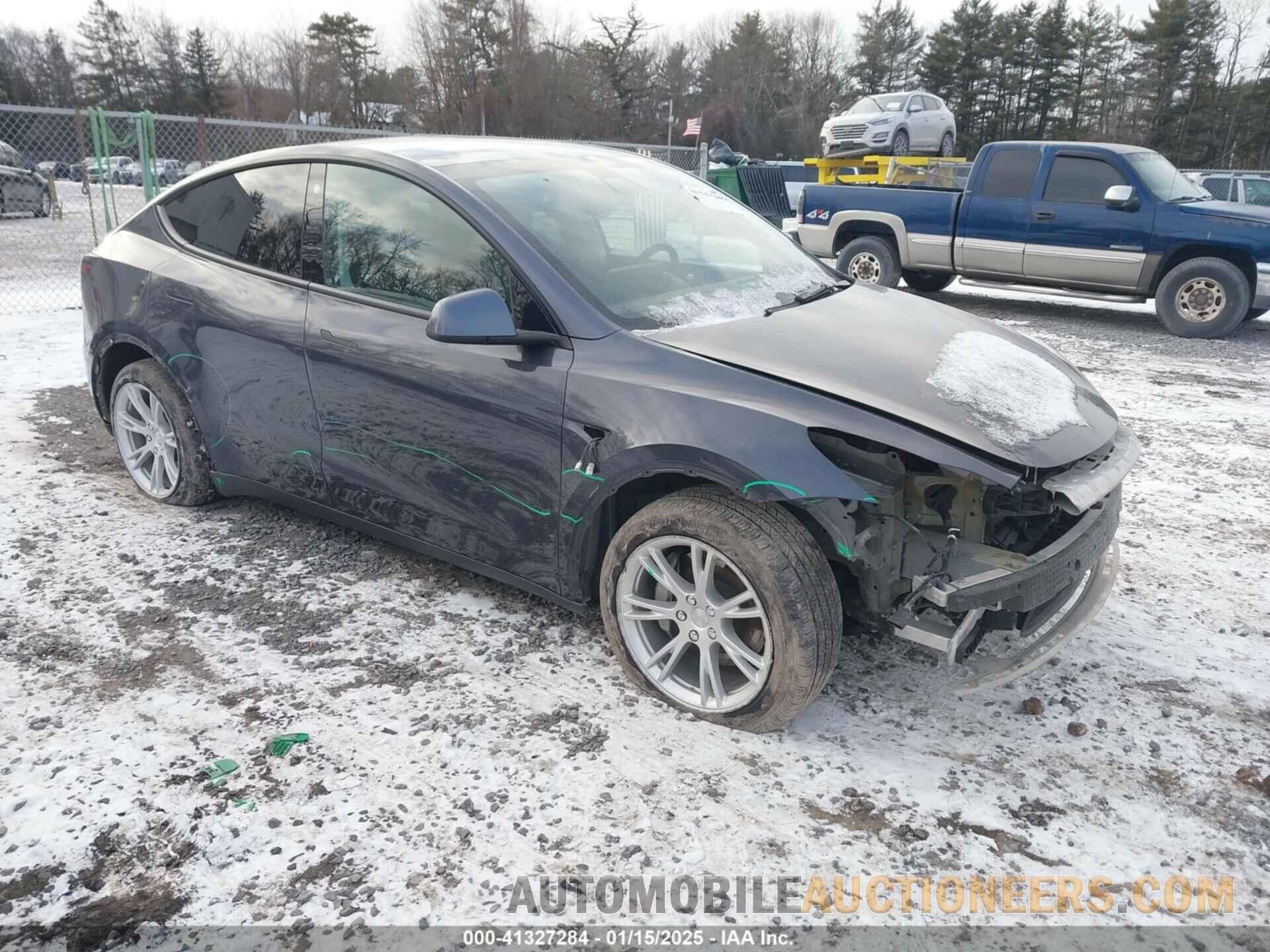 5YJYGDEE2MF196122 TESLA MODEL Y 2021