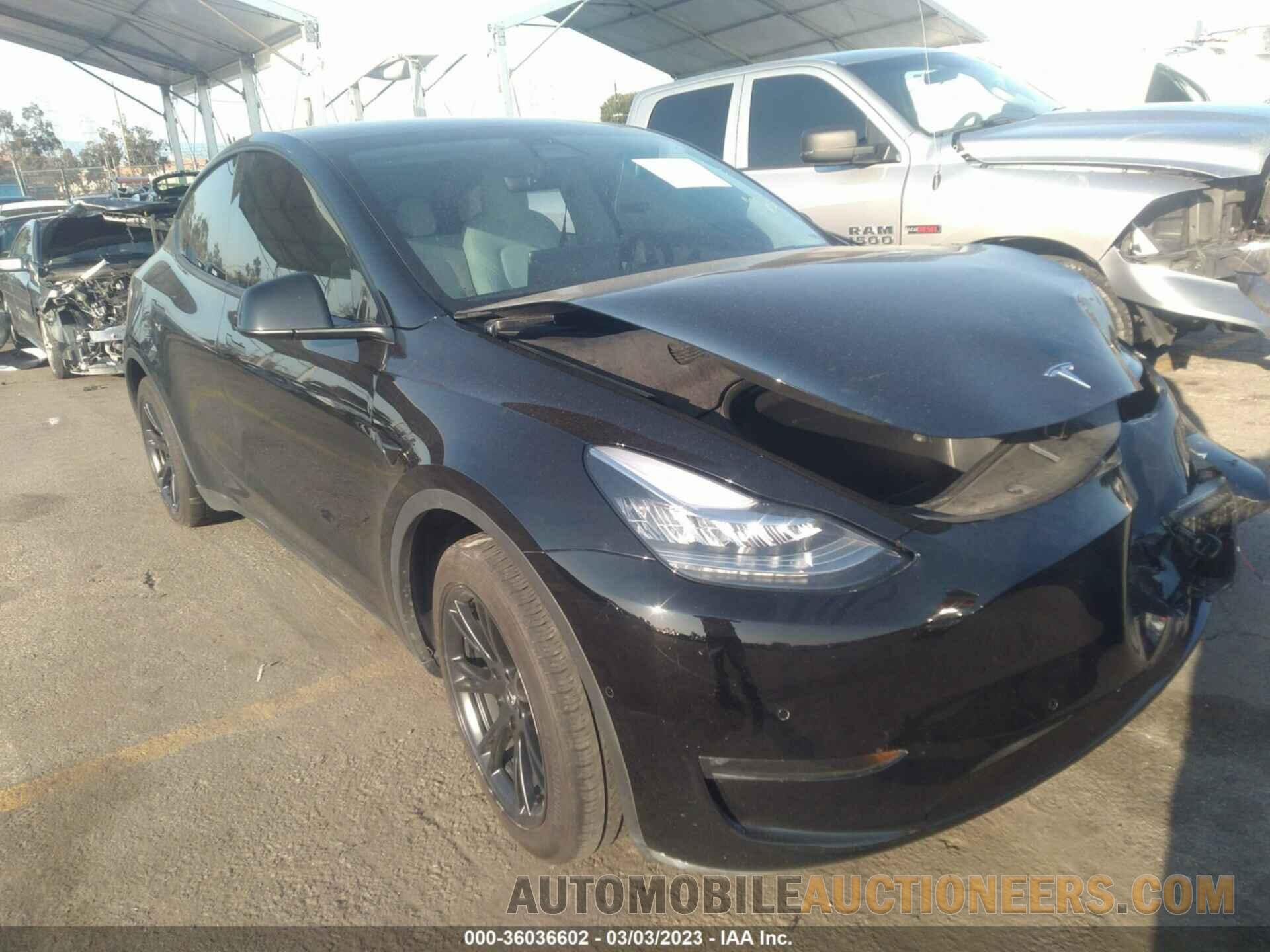 5YJYGDEE2MF216224 TESLA MODEL Y 2021