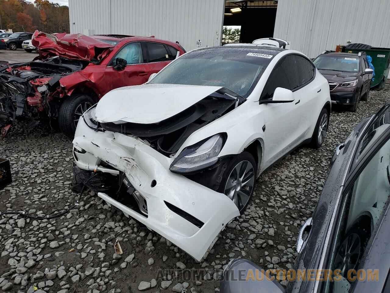 5YJYGDEE2MF229586 TESLA MODEL Y 2021