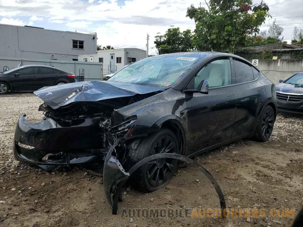 5YJYGDEE2MF240894 TESLA MODEL Y 2021