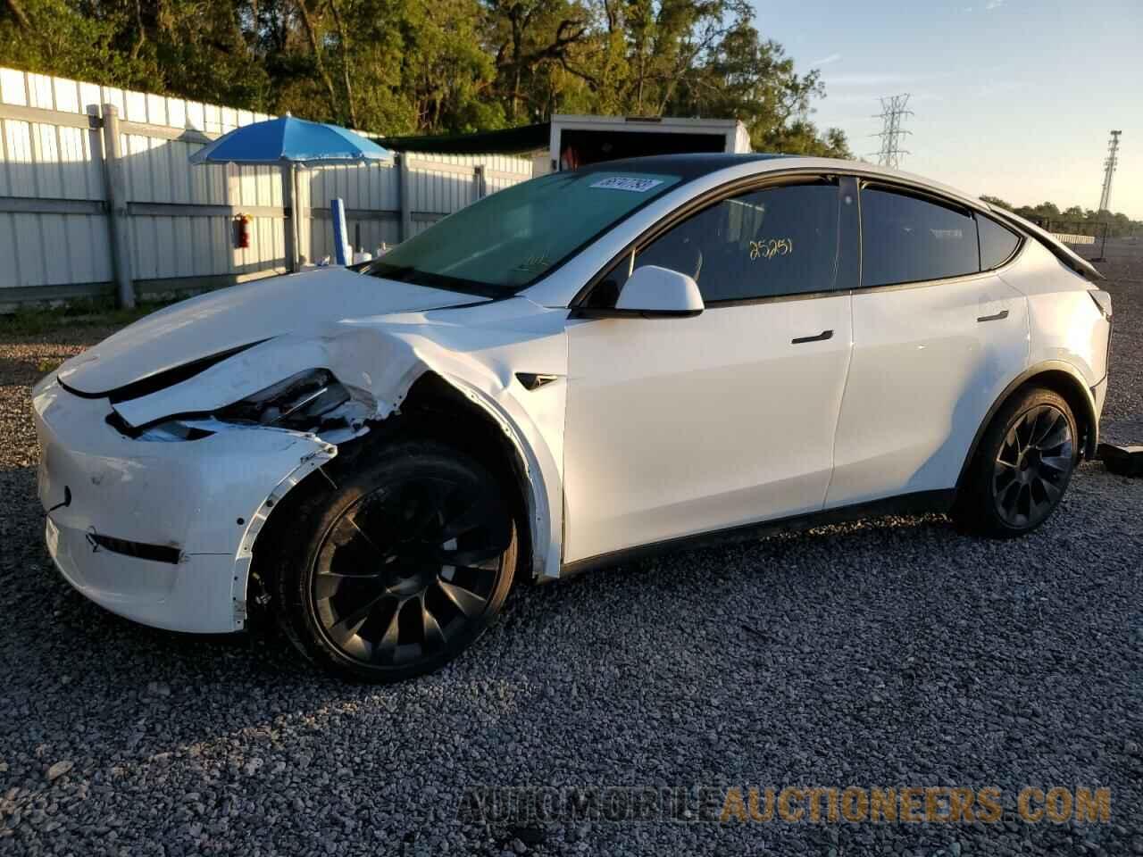 5YJYGDEE2MF278240 TESLA MODEL Y 2021