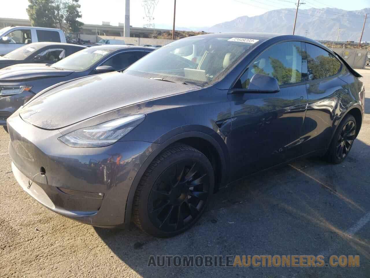 5YJYGDEE2MF282742 TESLA MODEL Y 2021