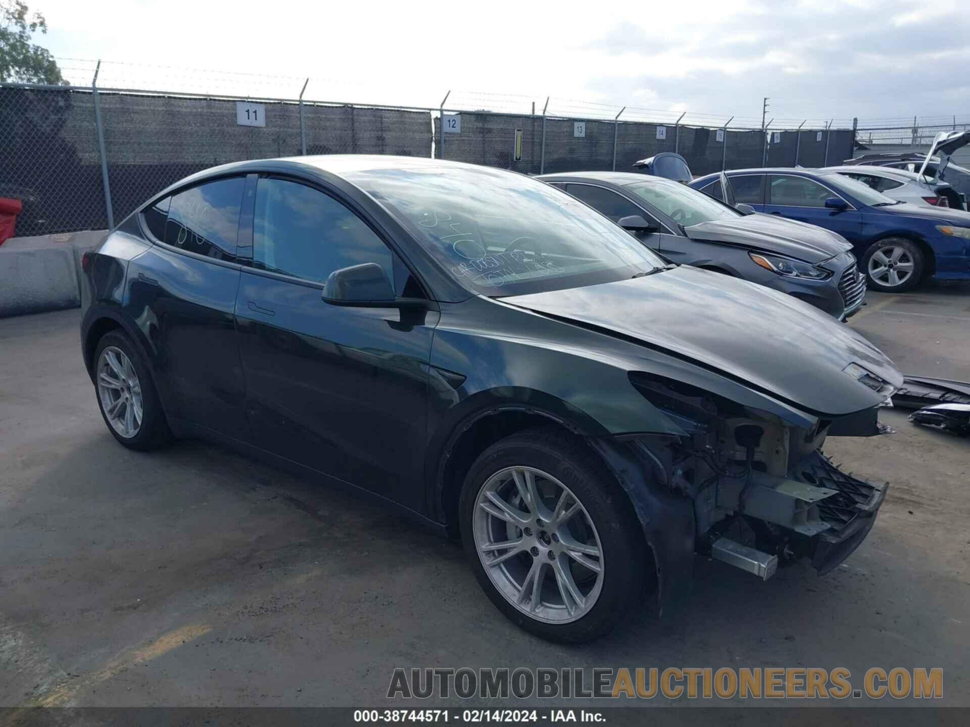 5YJYGDEE2MF296950 TESLA MODEL Y 2021