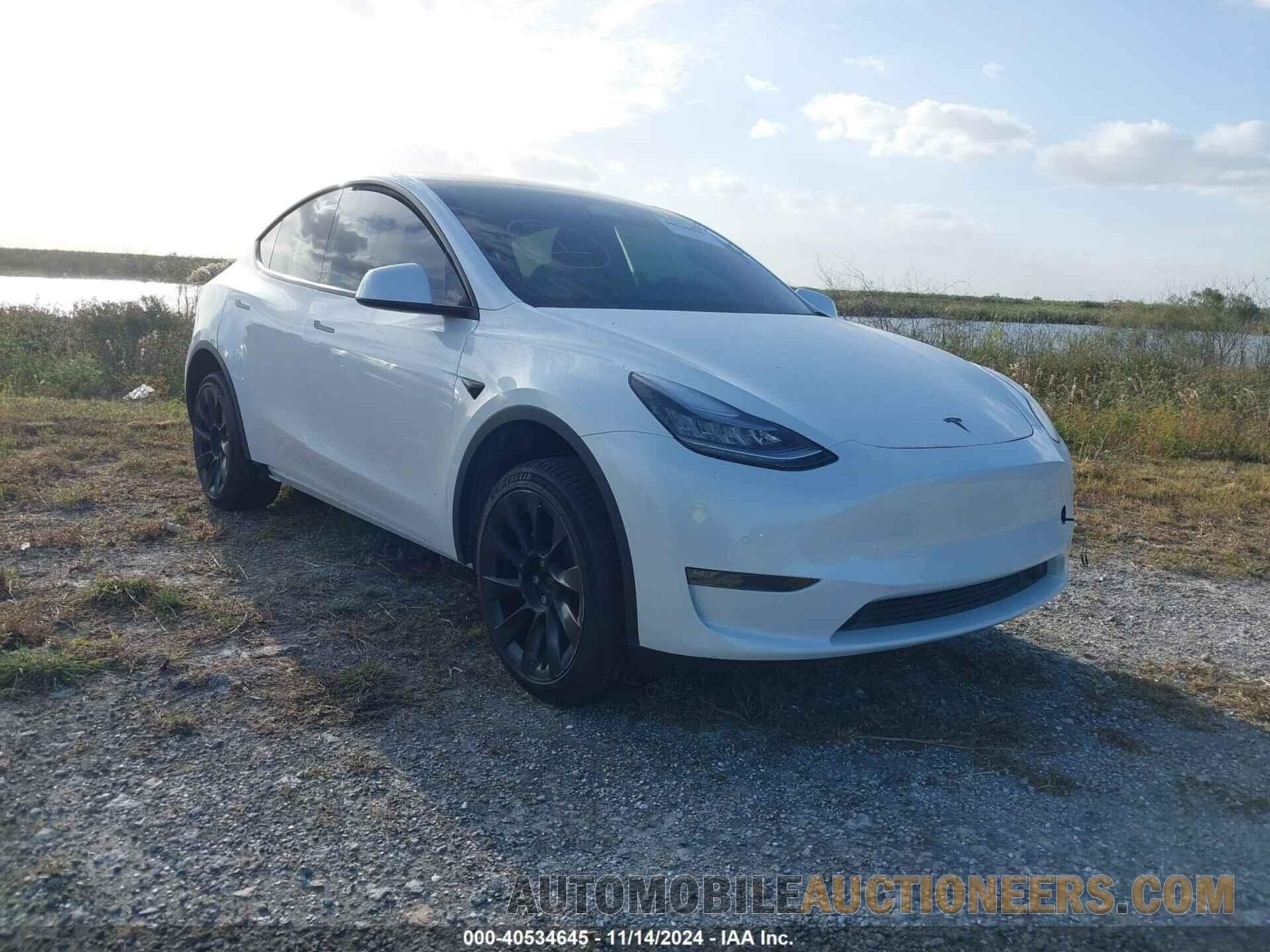 5YJYGDEE3LF049208 TESLA MODEL Y 2020