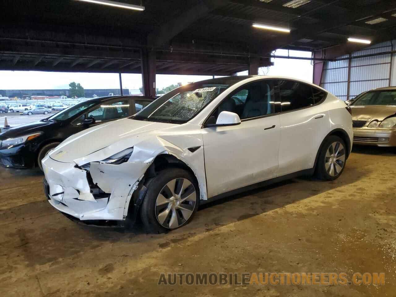 5YJYGDEE3LF050360 TESLA MODEL Y 2020