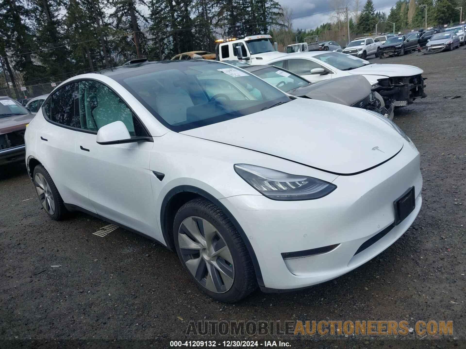 5YJYGDEE3LF051671 TESLA MODEL Y 2020