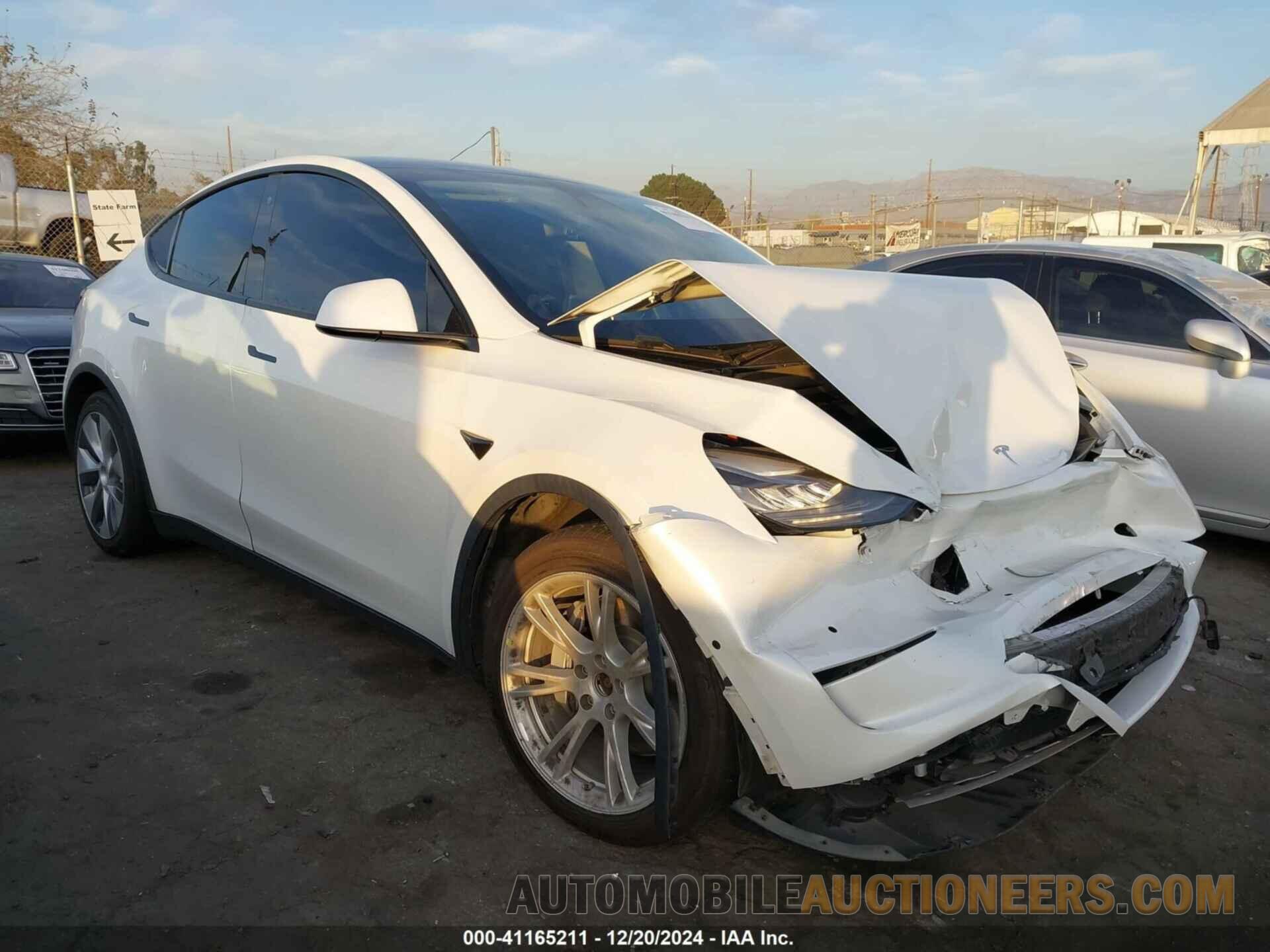 5YJYGDEE3LF053968 TESLA MODEL Y 2020