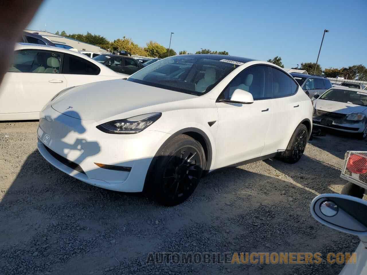 5YJYGDEE3LF056224 TESLA MODEL Y 2020