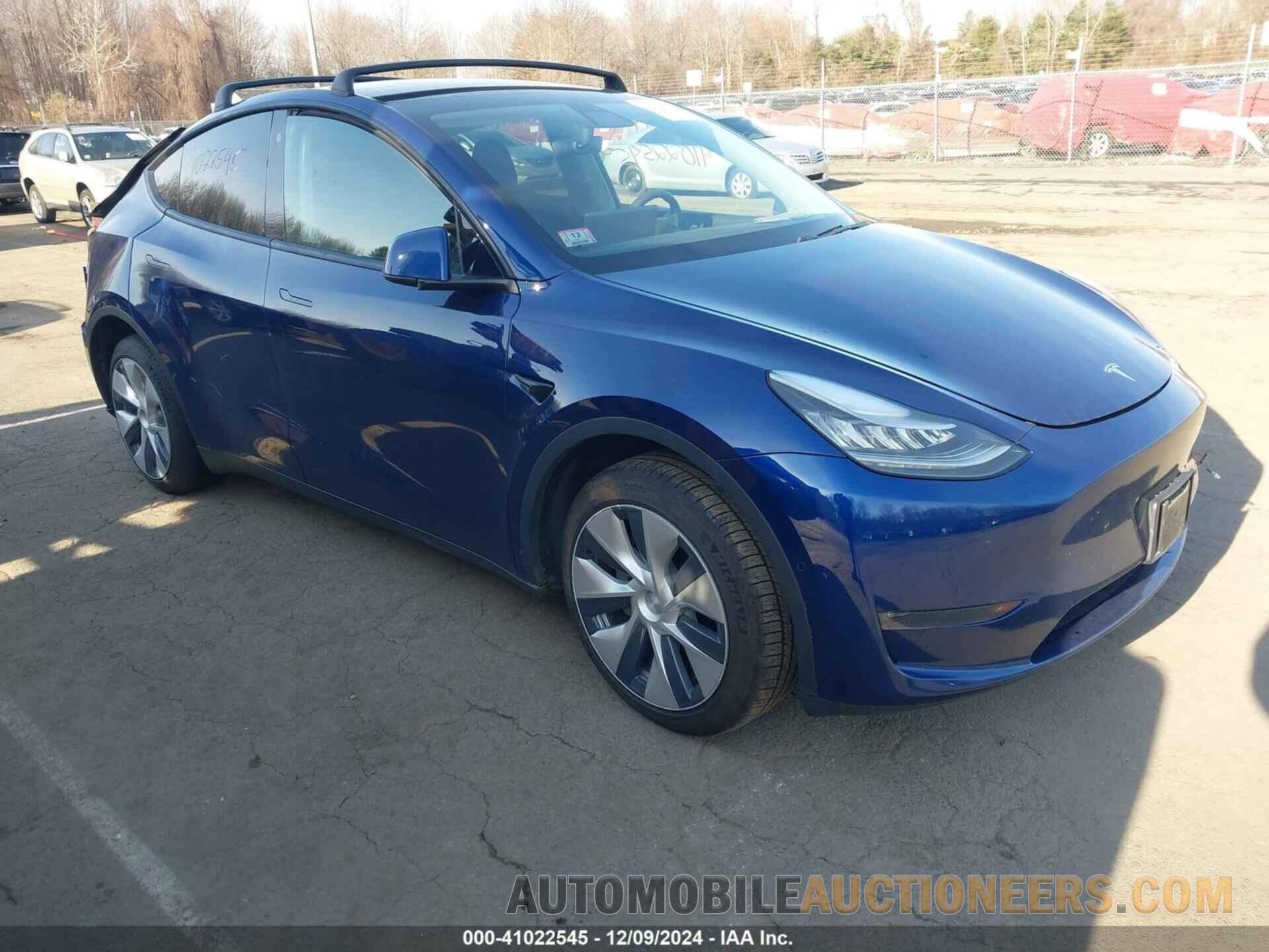 5YJYGDEE3MF062428 TESLA MODEL Y 2021