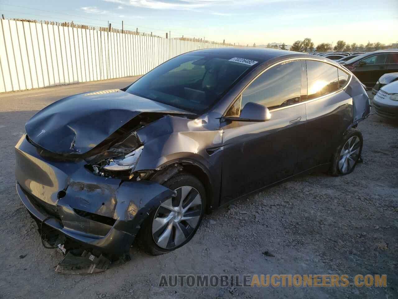 5YJYGDEE3MF063319 TESLA MODEL Y 2021