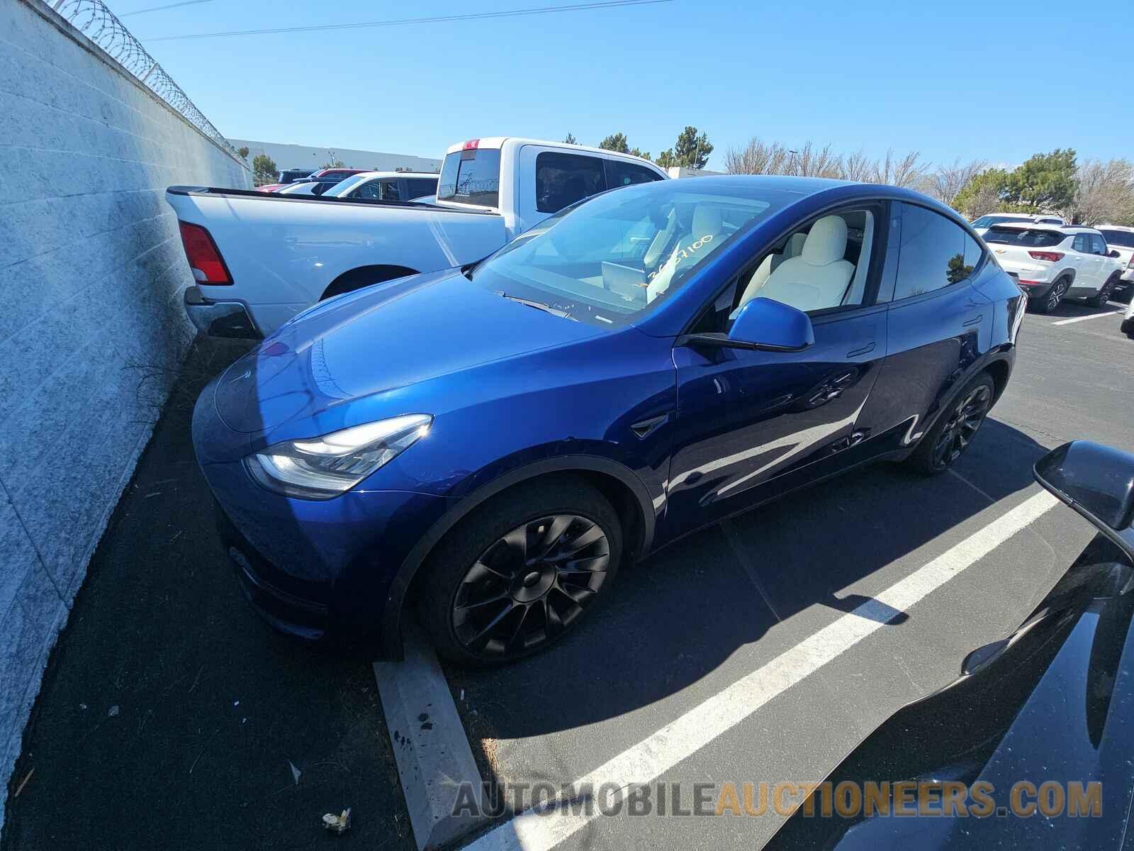 5YJYGDEE3MF069167 Tesla Mo 2021