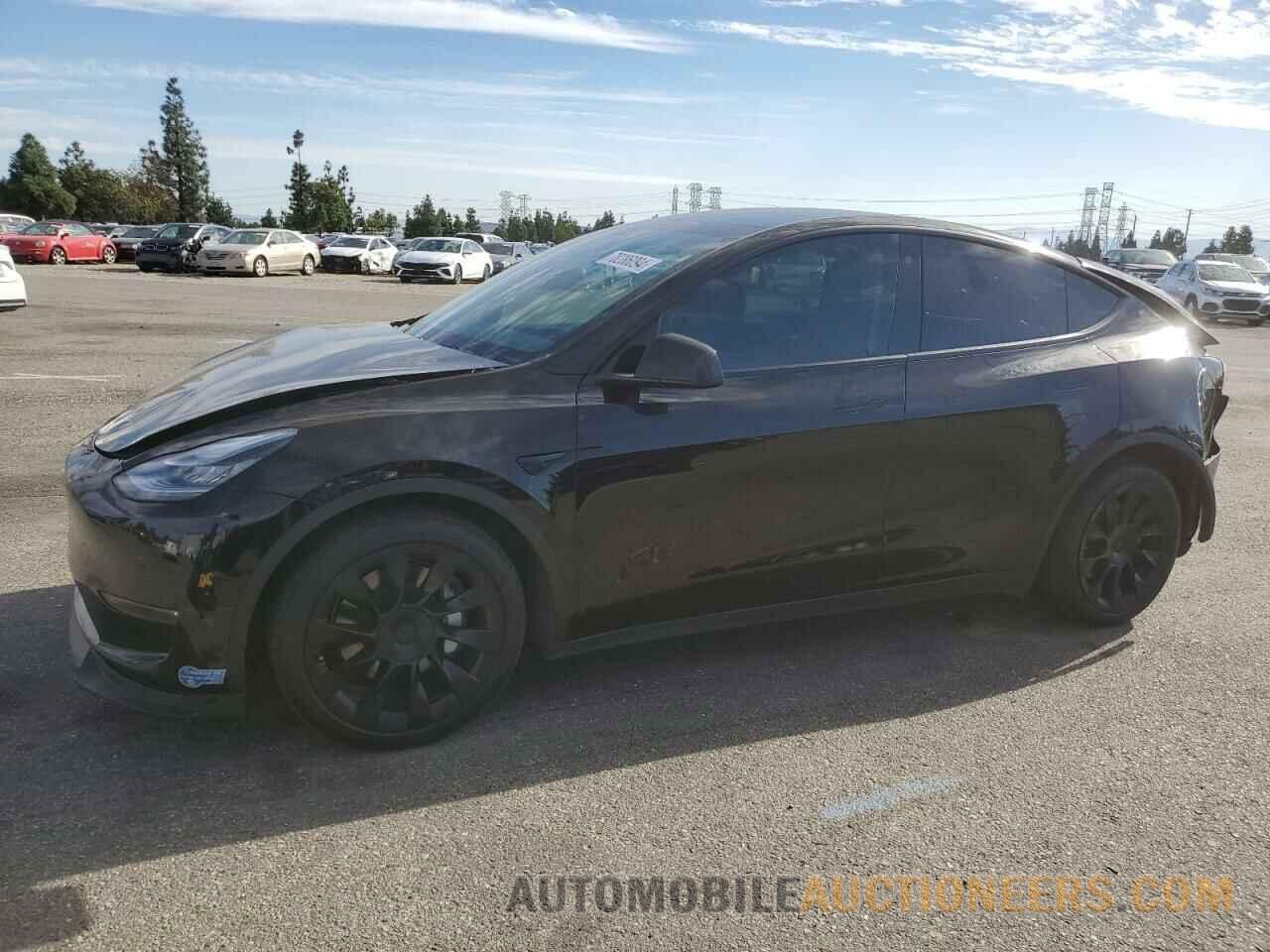 5YJYGDEE3MF070920 TESLA MODEL Y 2021