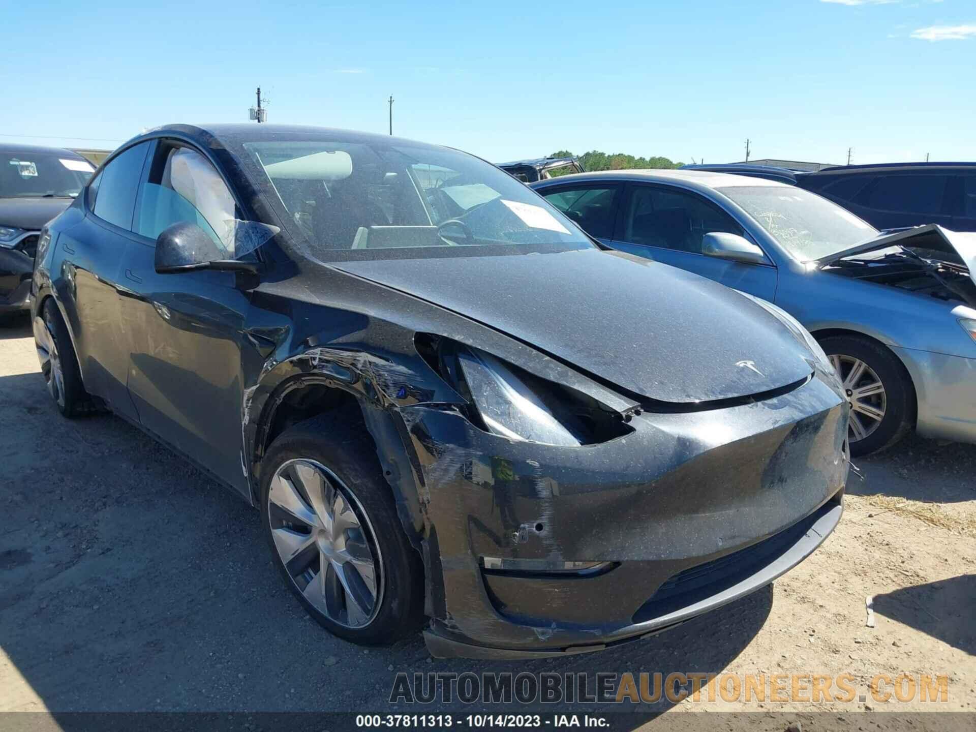 5YJYGDEE3MF083148 TESLA MODEL Y 2021