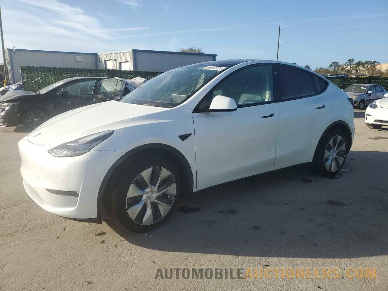 5YJYGDEE3MF083828 TESLA MODEL Y 2021