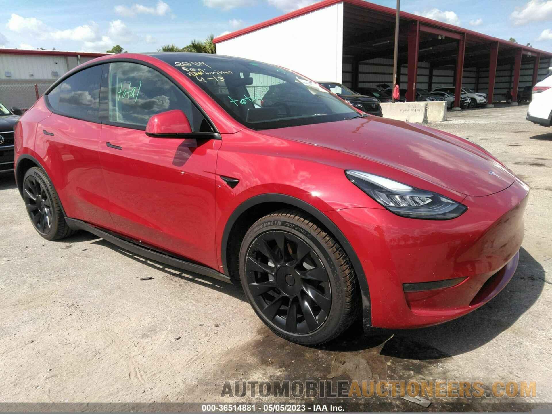 5YJYGDEE3MF088365 TESLA MODEL Y 2021