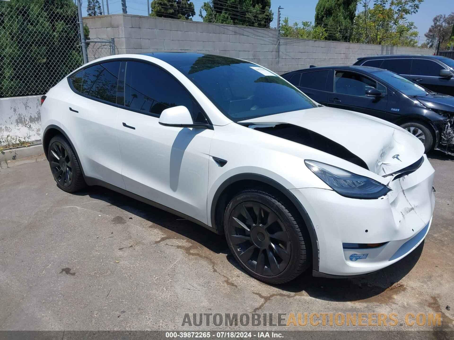 5YJYGDEE3MF092688 TESLA MODEL Y 2021